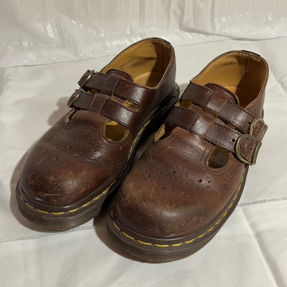 VINTAGE Doc Martens Mary Janes Size 4